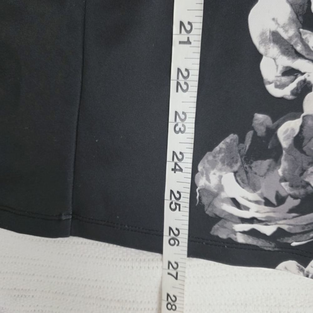 Apt. 9 Pencil Skirt Size Medium M Floral Print Black Gray Below Knee Straight - Picture 5 of 5